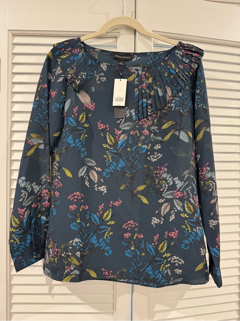 Banana Republic Navy Floral Pleated-Yoke Blouse